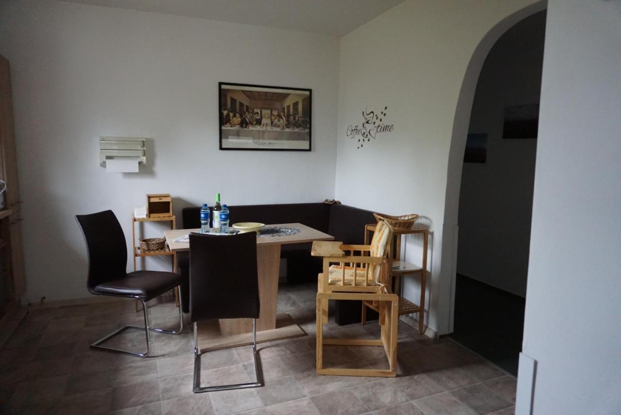 Ferienhaus "Am Gutspark" Alt Tucheband エクステリア 写真