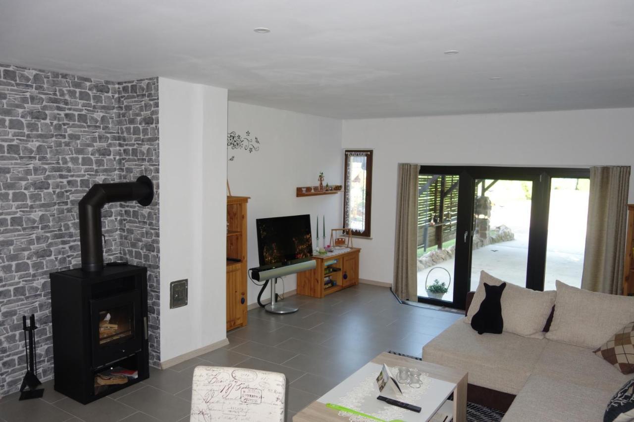 Ferienhaus "Am Gutspark" Alt Tucheband エクステリア 写真
